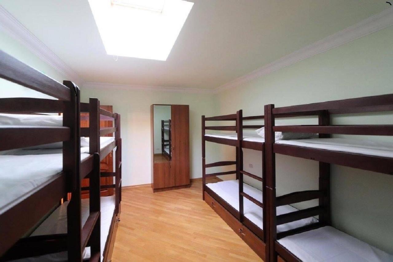 Tumanyan Hostel And Toursエレバン 部屋 写真